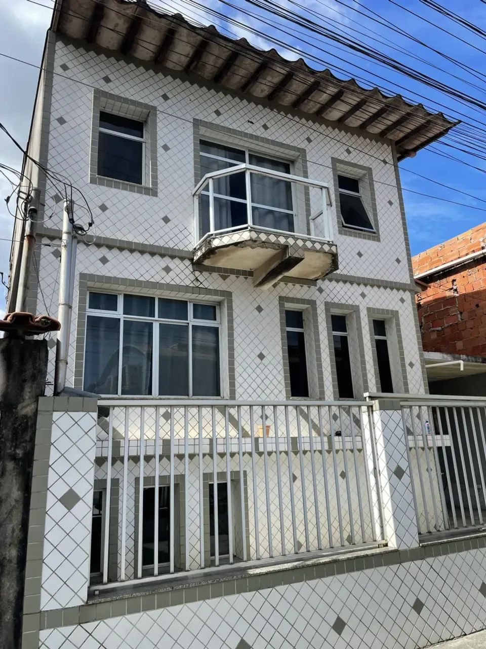 CASA TRIPLES COM PISCINA E CHURRASQUEIRA EM JARDIM MARILANDIA - Foto 5