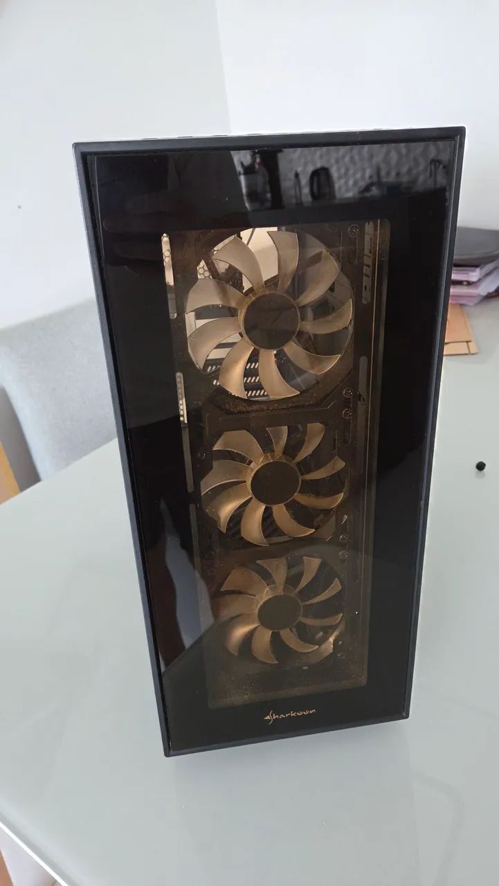 Gabinete /CPU Sharkoon TG5 com lateral em vidro