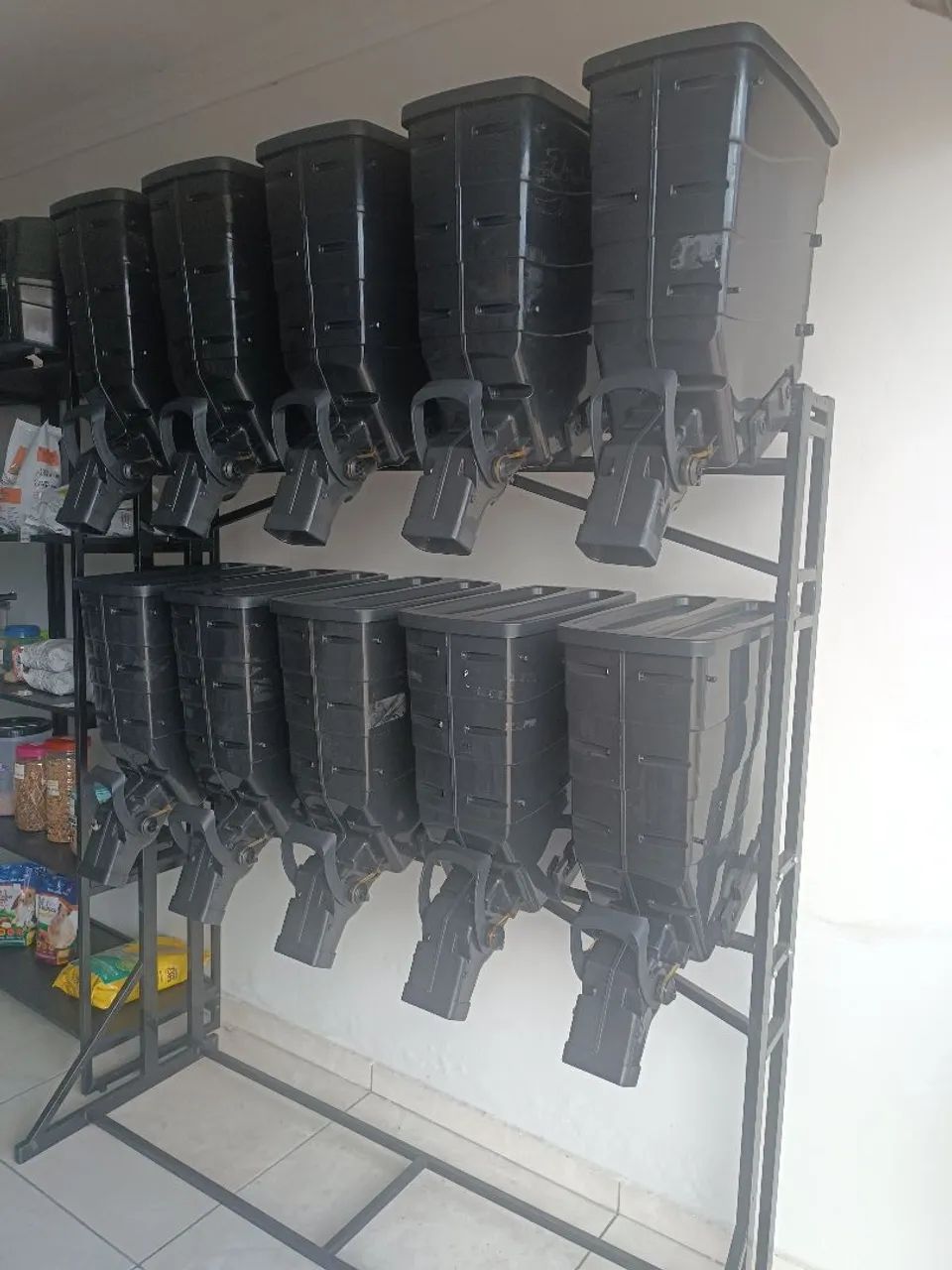 Dispenser de ração  - Foto 4
