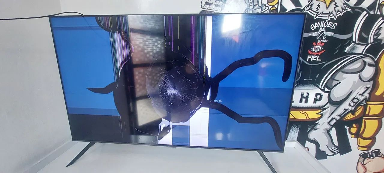 Tv samsung 50 polegadas tela quebrada para retiradas de peças  - Foto 2