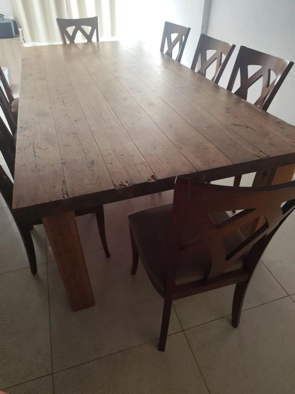 Mesa em madeira maciça Sierra com 8 cadeiras - Foto 4