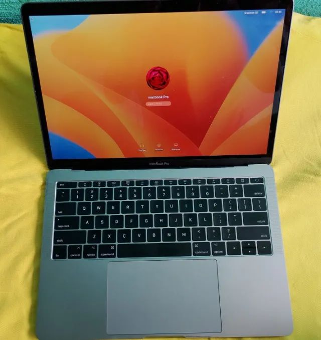 macbook pro inch 13 2018 processador intel core i5 , ram 8 gb