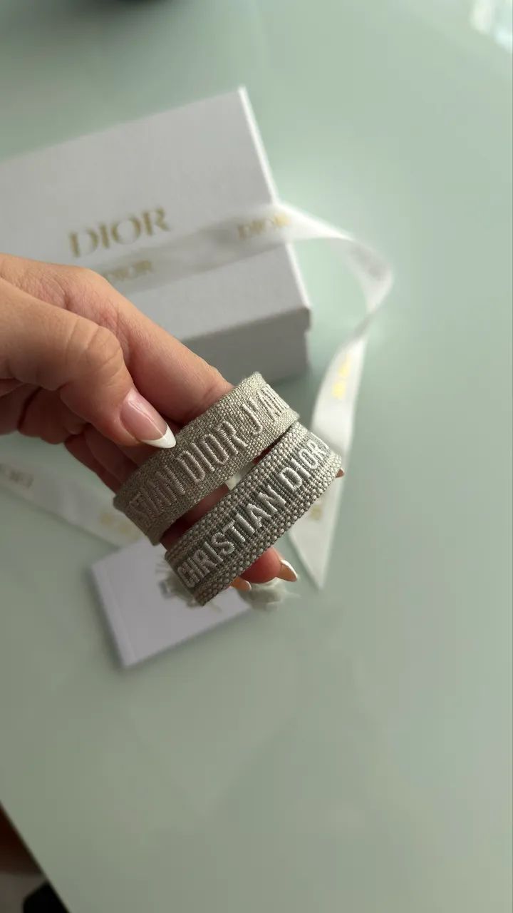 Kit 2 pulseiras christian Dior  - Foto 2