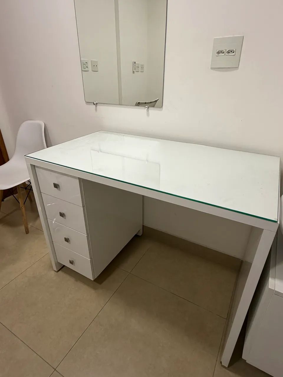 Mesa de Escritório / Consultório