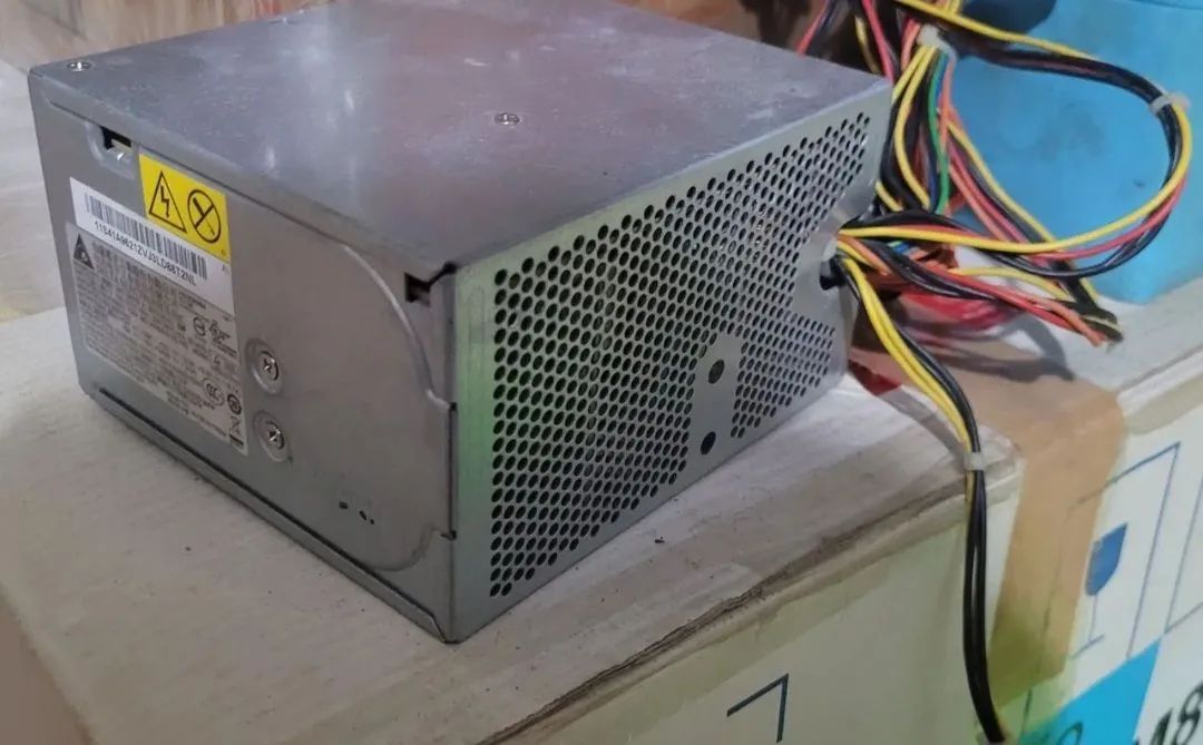 Fonte PC ATX Delta DPS-280FB A 280 Watts