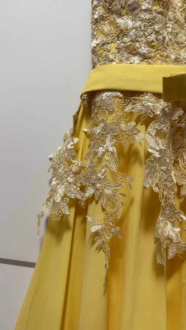 Vestido de festa longo amarelo - renda sofisticada  - Foto 3