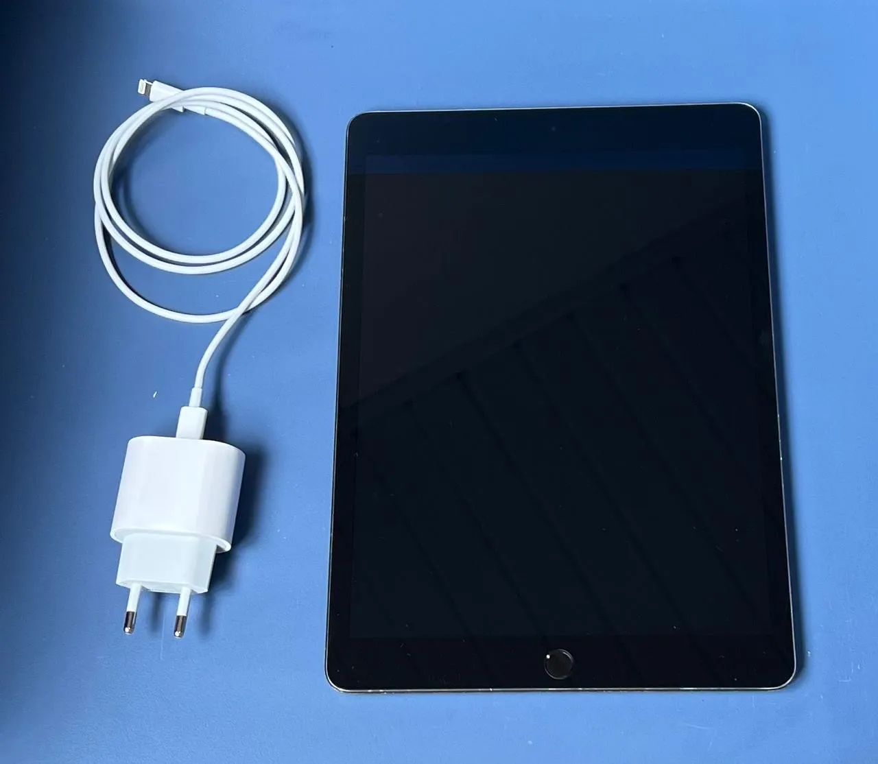 Ipad Air 5a Geração M1 2022 Wifi 64gb + Apple Pencil 2a Geração