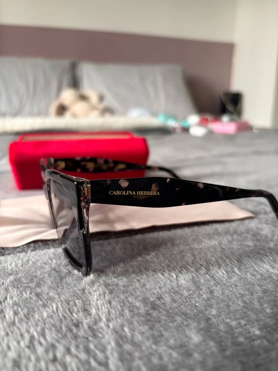 Óculos de Sol Carolina Herrera com Estojo Original - Foto 3