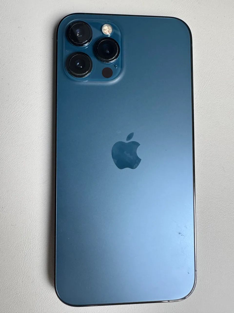 Iphone 12 PRO MAX 256GB - muito novo! - Celulares e Smartphones
