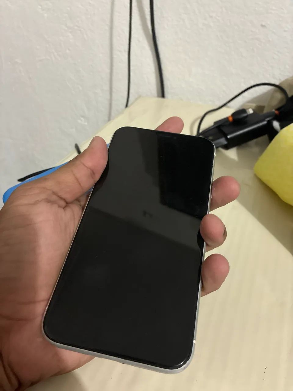iPhone XR para conserto - Foto 4