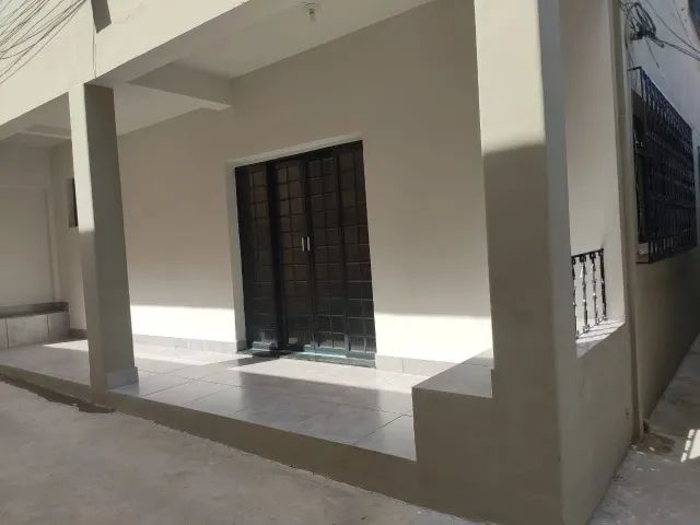 Alugo Sobrado de Fundos no Centro de Paranavaí-PR