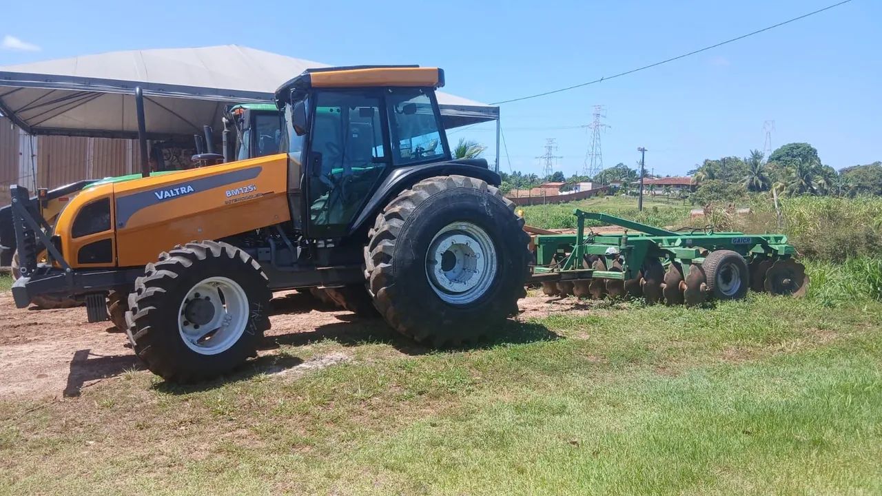 Trator Valtra  - Foto 3