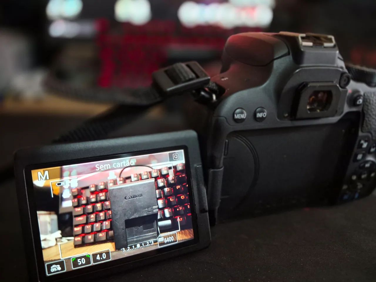 Canon Eos T7i + Lente 18-55mm - Foto 5