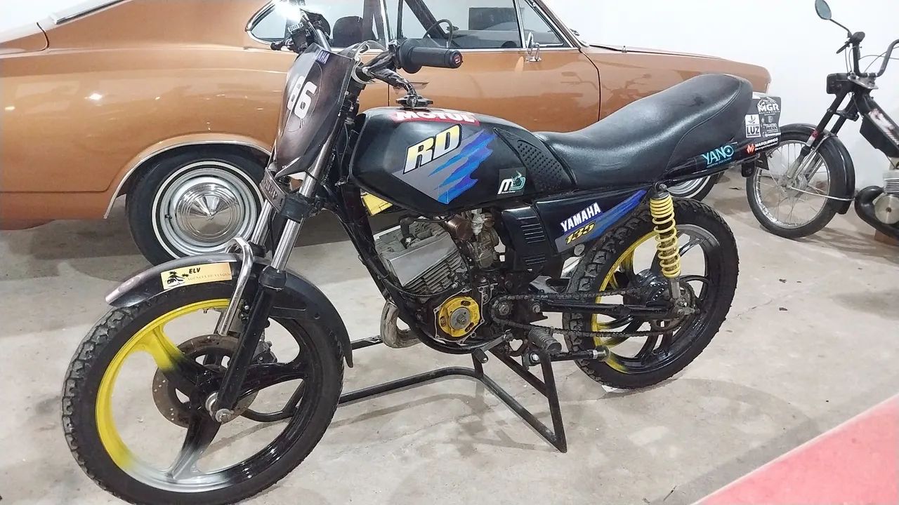 YAMAHA RD 135 - Foto 2