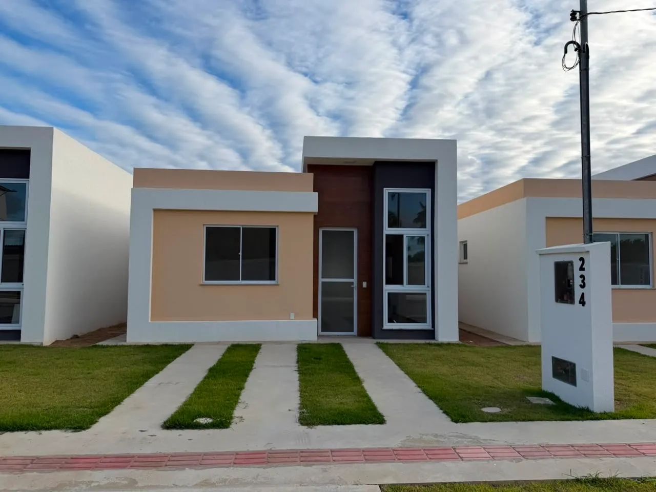 Casa pronta em Barra dos Coqueiros 