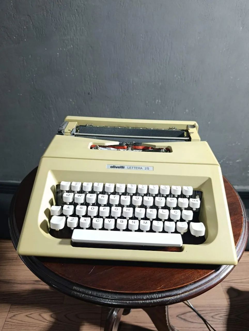 Máquina datilografia relíquia  - Foto 2
