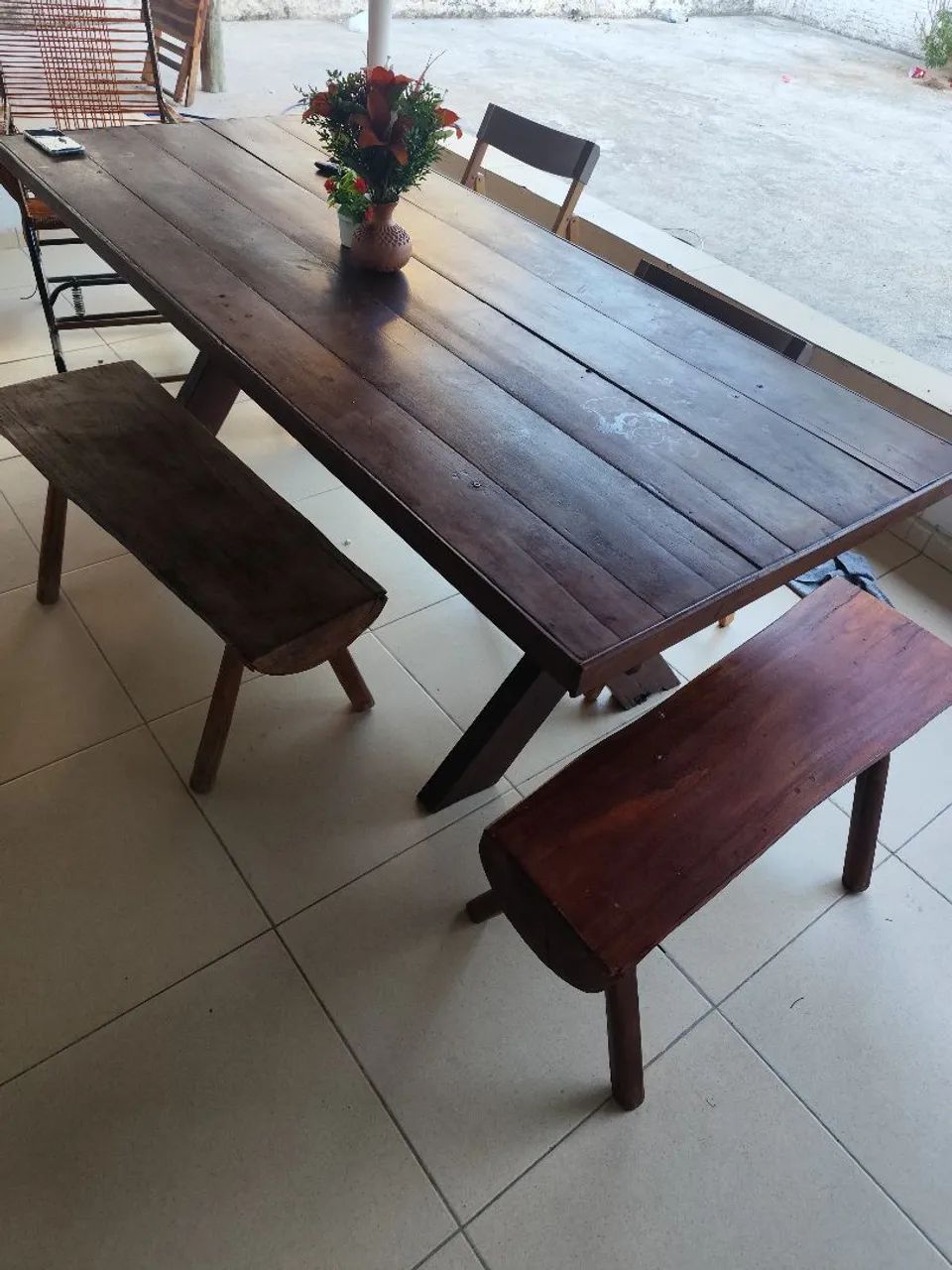 Mesa de Madeira Maciça - Foto 2