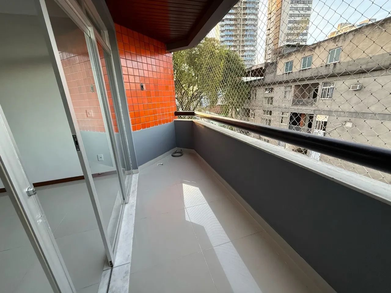 OPORTUNIDADE NO CENTRO DA CIDADE - APARTAMENTO AMPLO E MODERNO - Foto 3