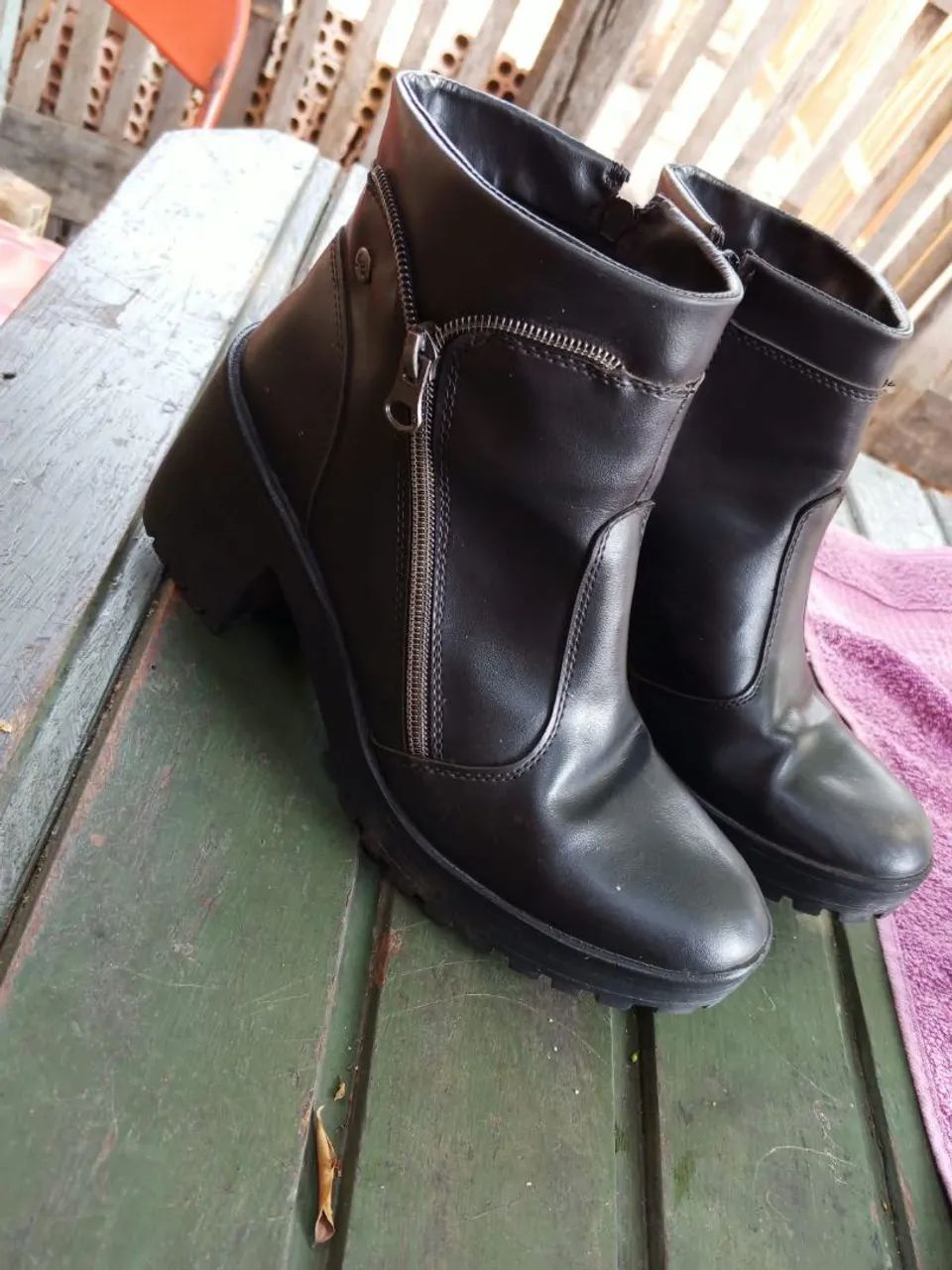 A venda está bota  - Foto 3