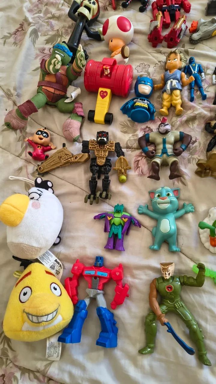 Lote brinquedos Mac Donald's MC brindes e miniaturas - Foto 3