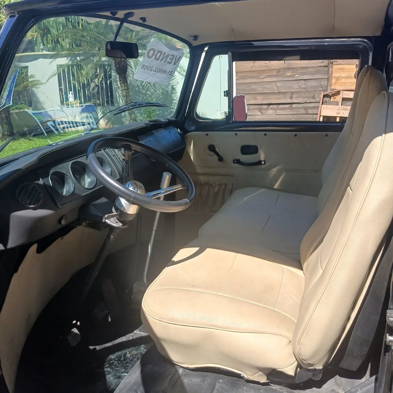 Volkswagen Kombi Standard/ Luxo/ Serie Prata 1979