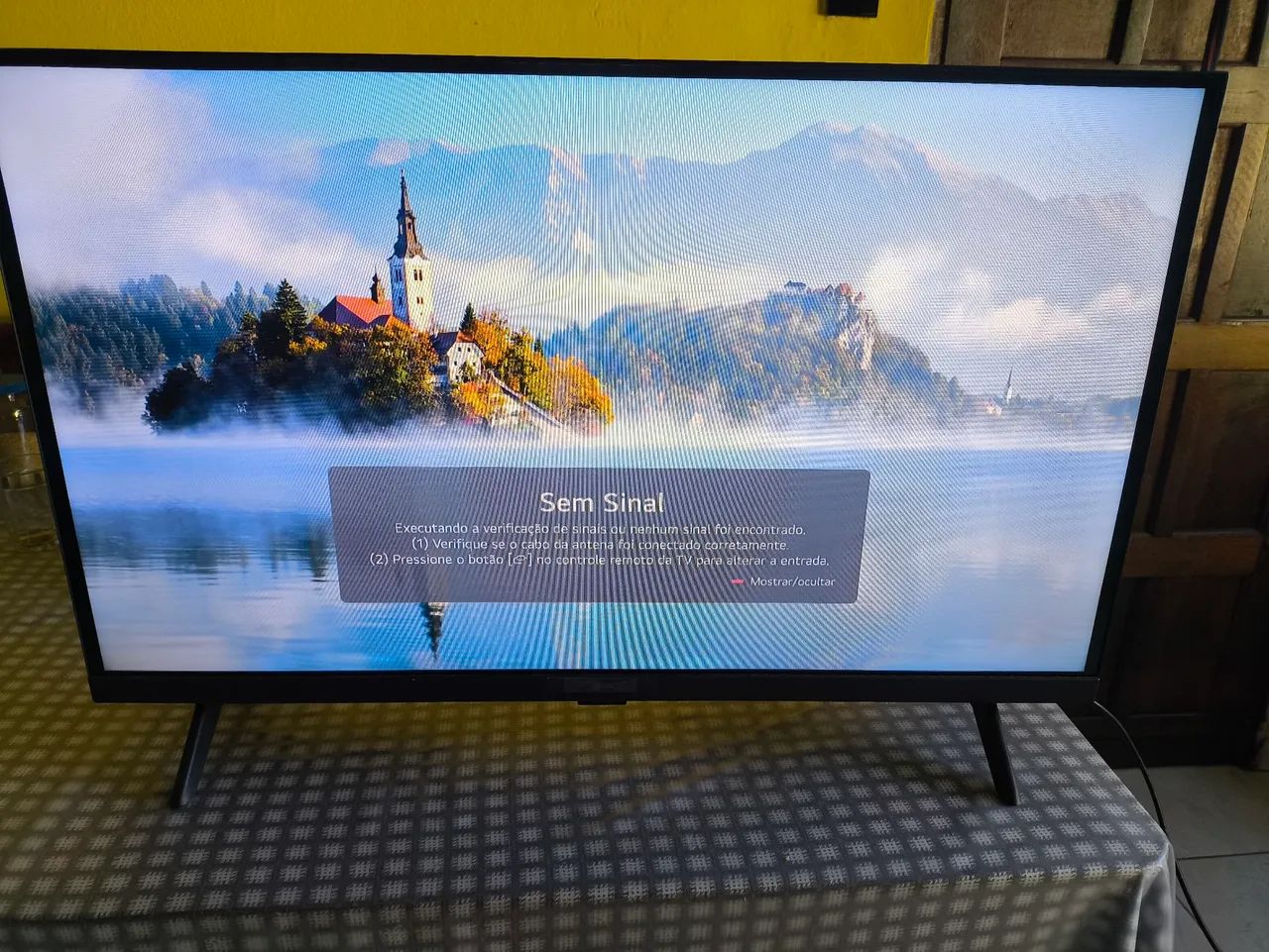 Tv smart 32 polegadas LG semi nova vários aplicativos 