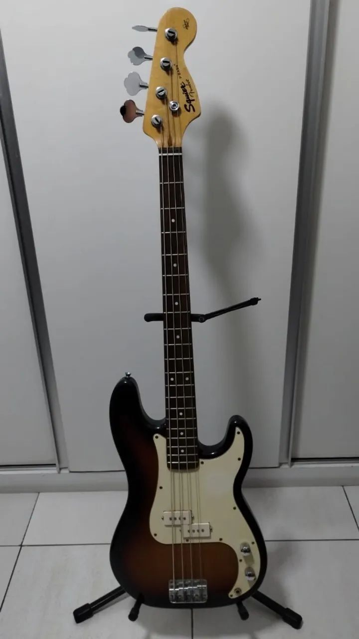 Baixo Fender Squier - Foto 2