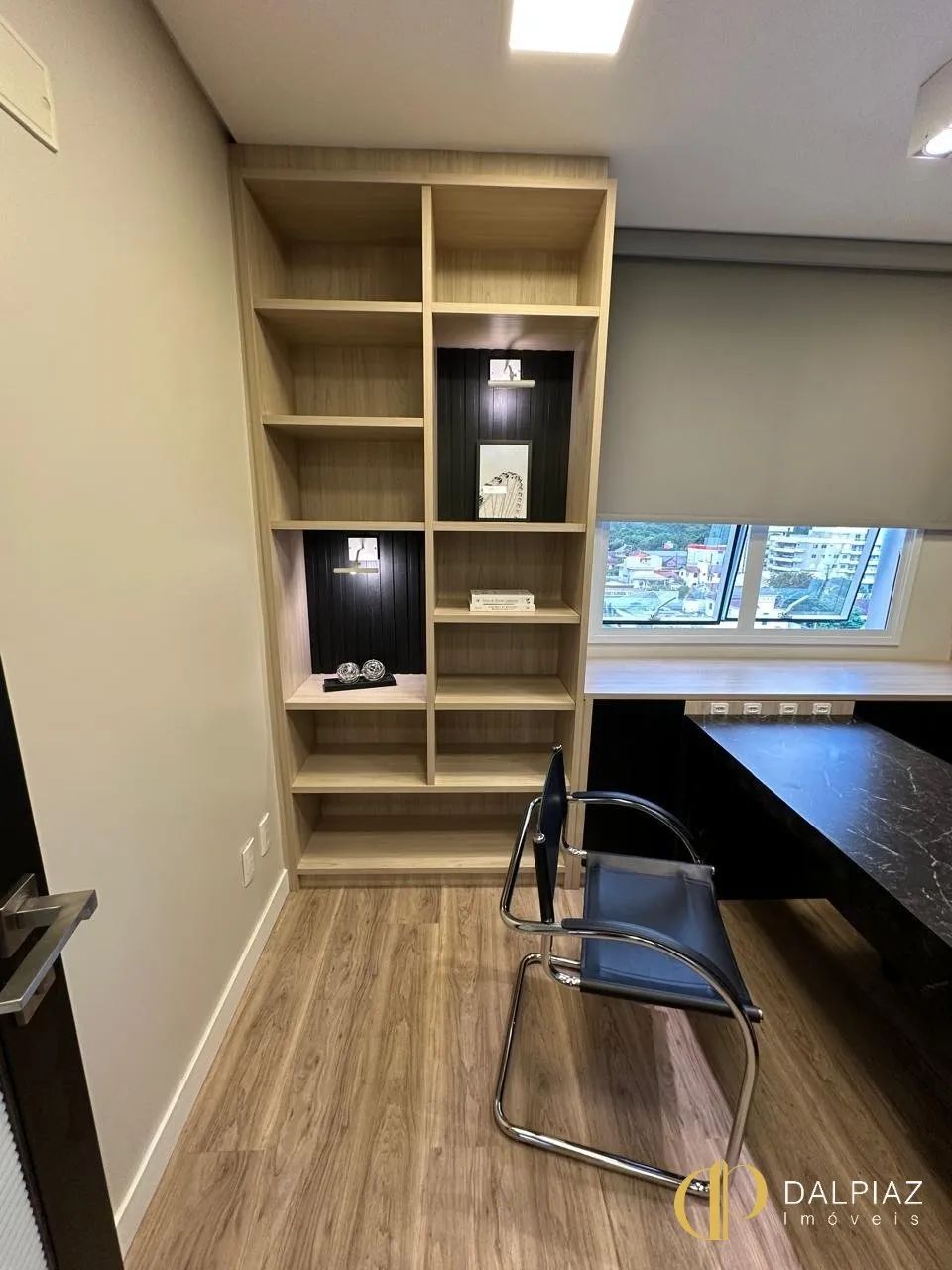 Excelente Sala Comercial na Trindade toda mobiliada para locação - Foto 4