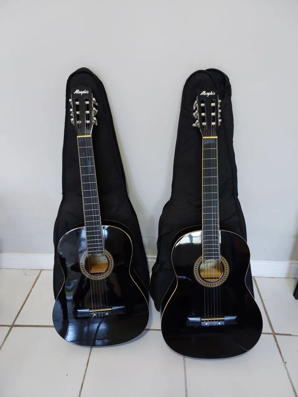 Violão Com Capa (2 Violões disponíveis)