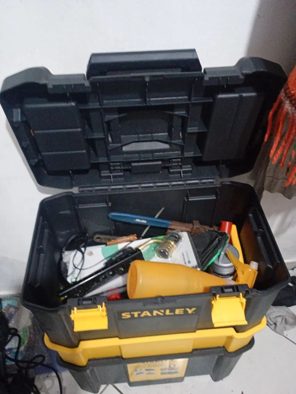 Caixa de Ferramentas Stanley 3 em 1 com Rodas - Estado de Nova - Foto 3
