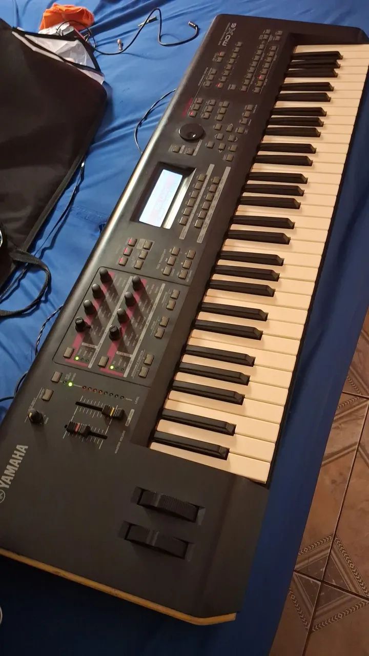 Teclado MOX 6 YAMAHA  - Foto 4