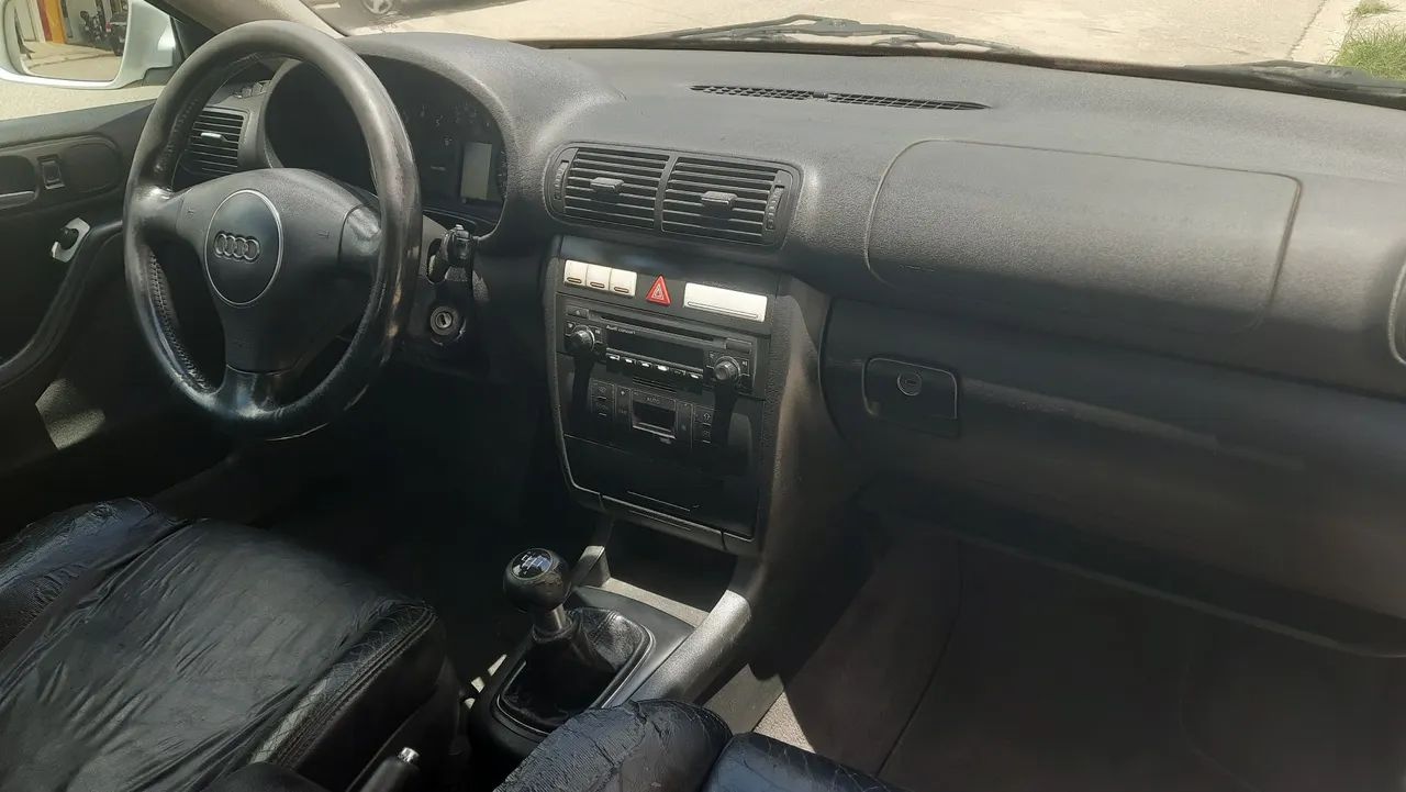 Audi A3 1.8 5P Mec. 2003 - Foto 2