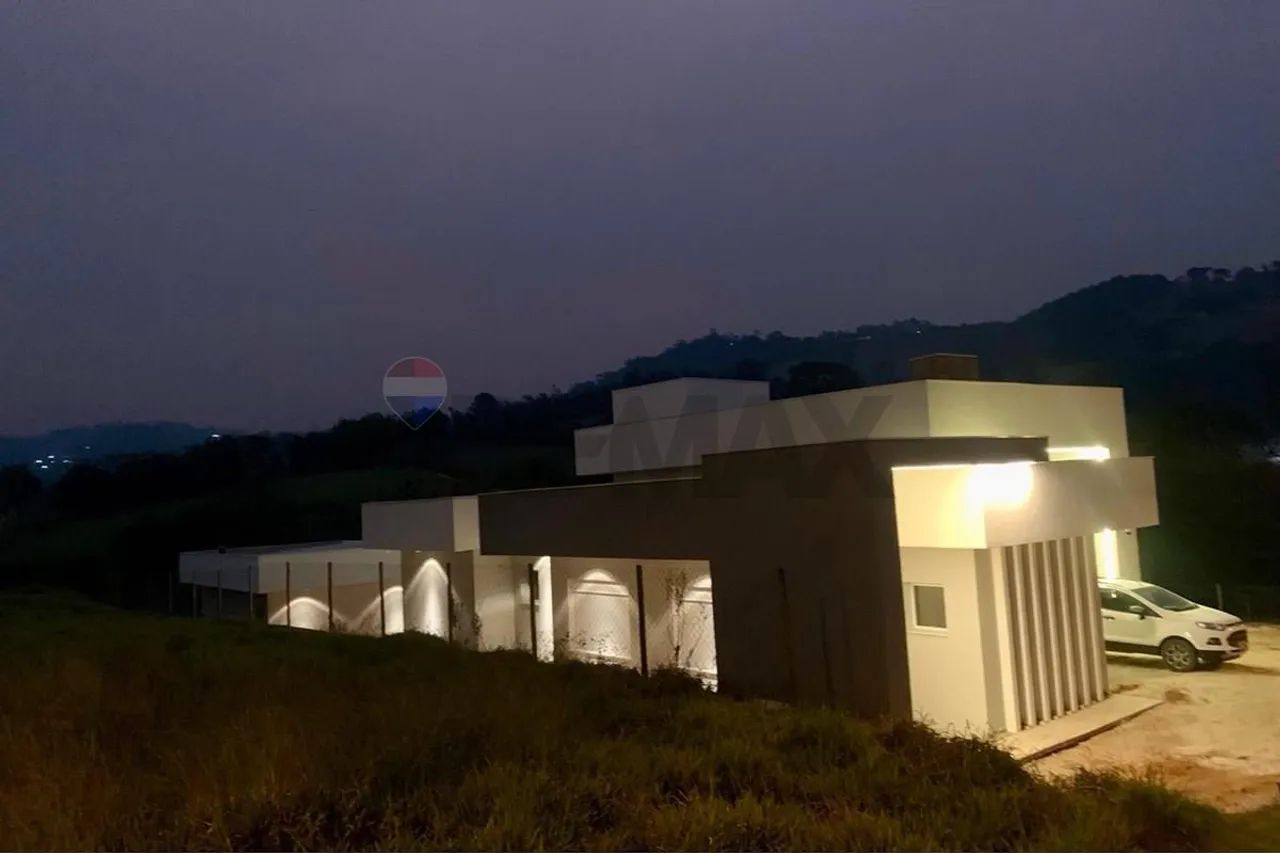 Casa moderna em condomínio com piscina e segurança - Foto 5
