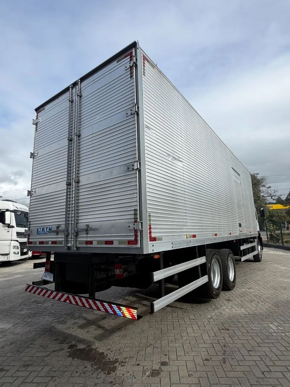 26-260 Constellation 6x2 2p (diesel)(E6) - Foto 4