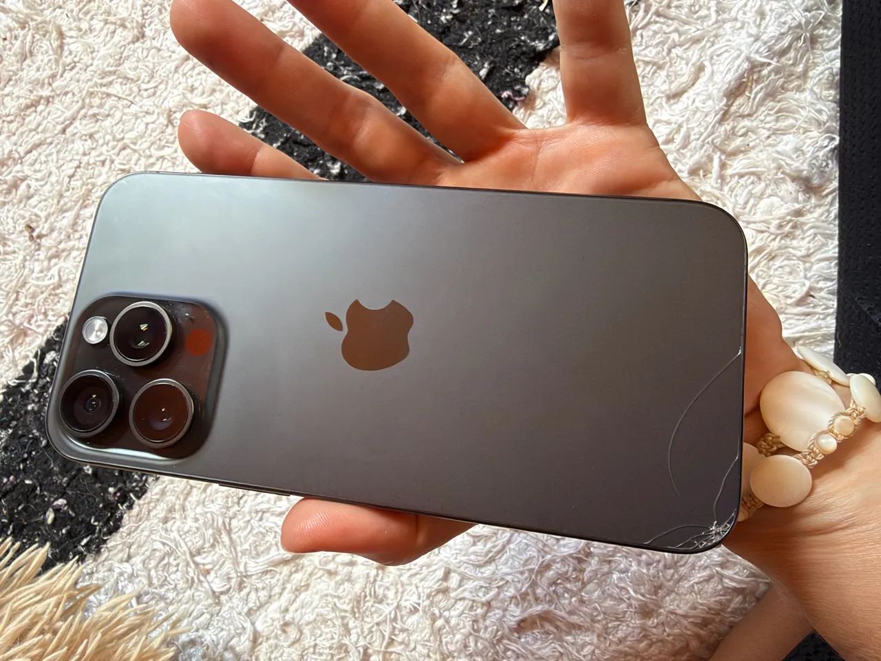 Celular iPhone 15 Pro Max - Foto 2