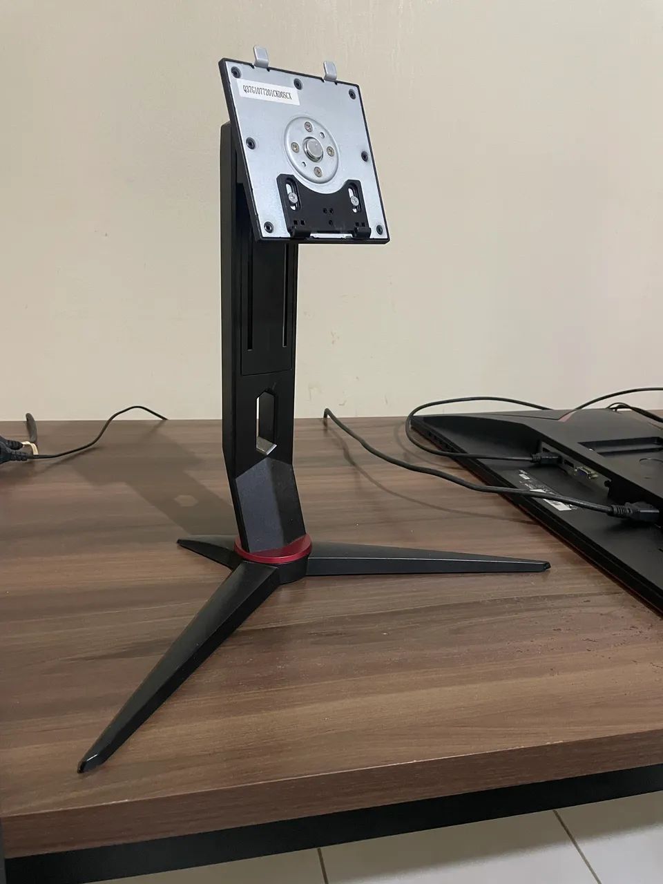 Monitor Gamer AOC Hero 27G2 27P IPS 144Hz 1ms G-Sync/FreeSync - Foto 5