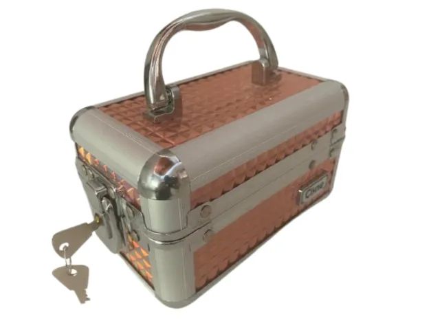 Maleta Para Maquiagem, Joias e Acessórios com alça e fechadura - Elegante e Compacta - Foto 2