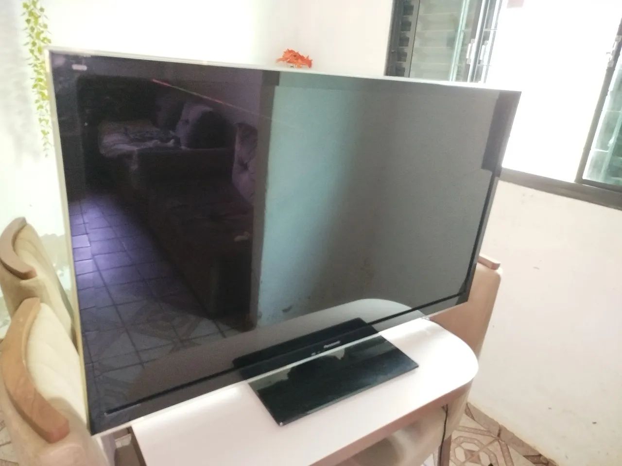 TV LED PANASSONIC 47" POLEGADAS COM DEFEITO, NÃO FAÇO ENTREGA.