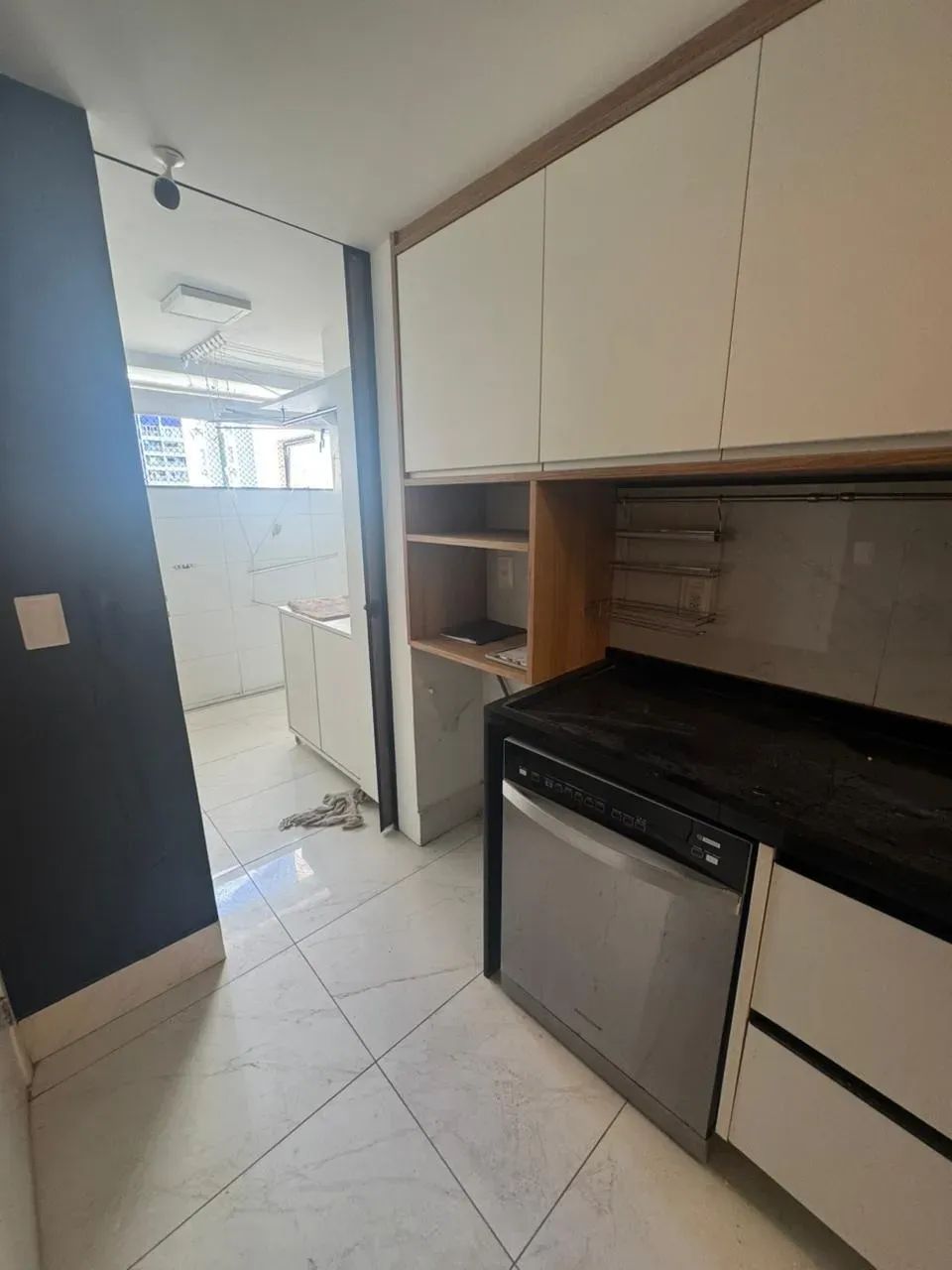 Alugo lindo apartamento na navegantes 180 m2 3 quartos com dependência de funcionária. - Foto 6