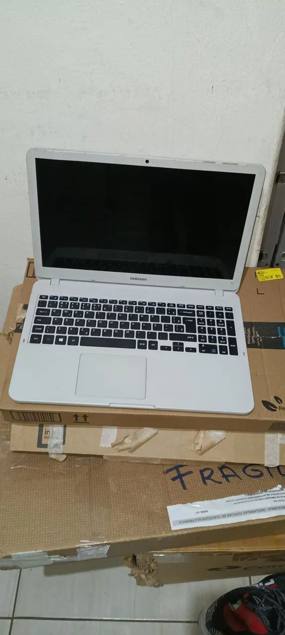 Notebook Samsung pra peças 