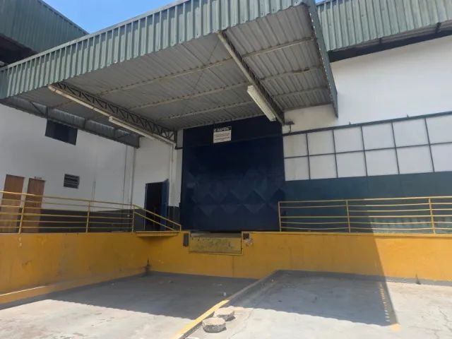Galpão/Armazém 800m² c/ Docas e Habite-se Nivel 3 e AVCB no Distrito Industrial 