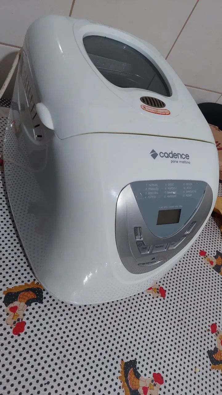 Máquina de pão Panificadora Cadence 