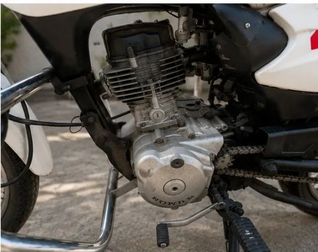 Cargos 125 com suporte para carga - Foto 3