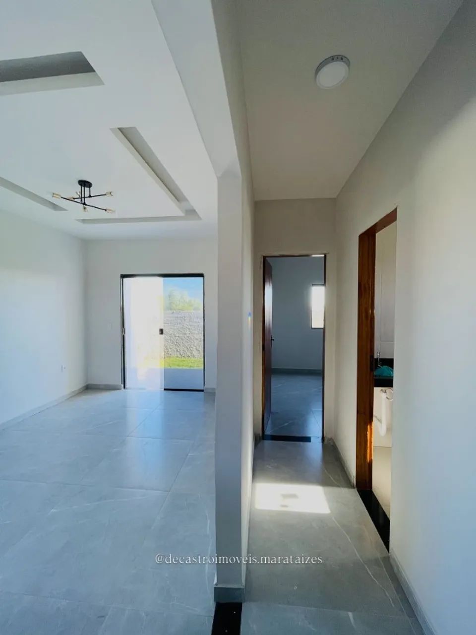 CASA EM ARLINDO VILLASCHI 