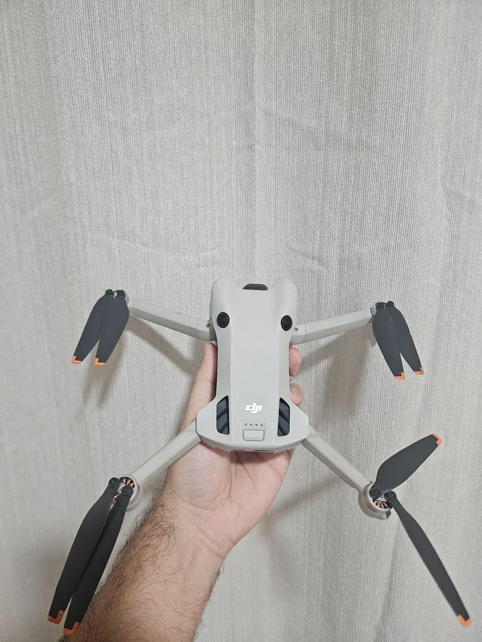 Dji Mini 4 pro + 5 baterias plus + RC2 + bag - Foto 3