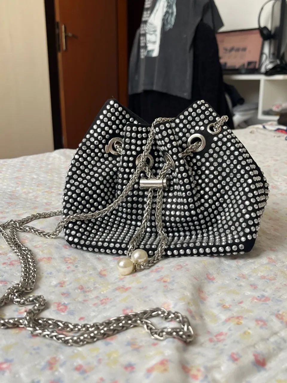 Bolsa Clutch preta com strass - Foto 2