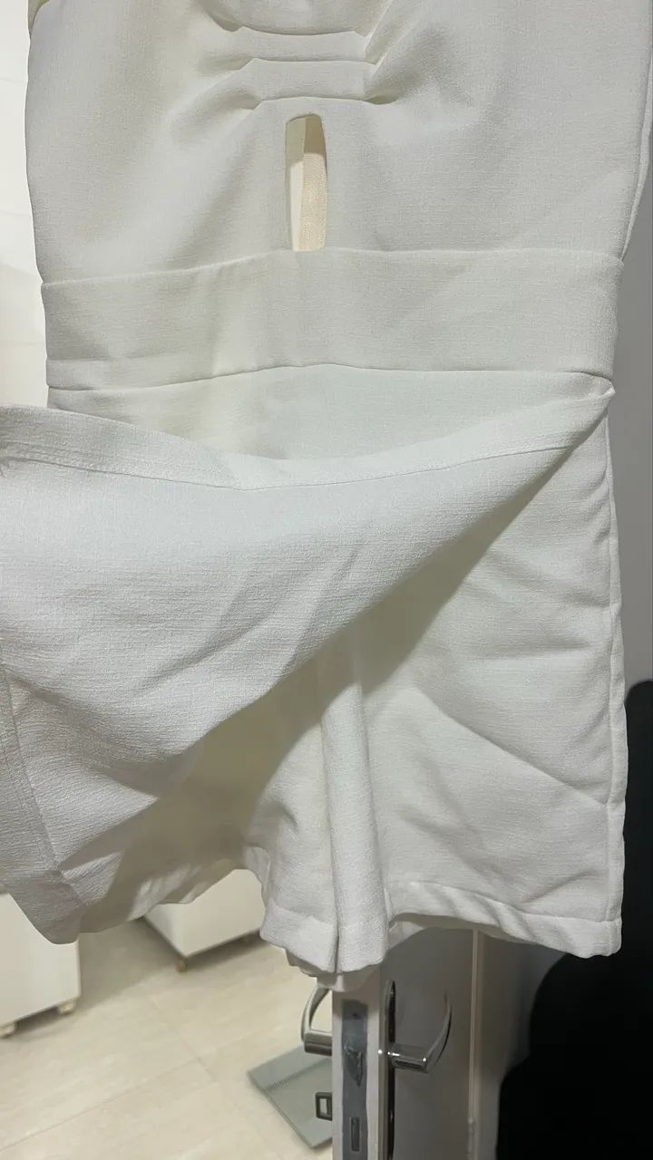 Vestido Branco (estilo macacãozinho) tamanho 38 - Foto 3