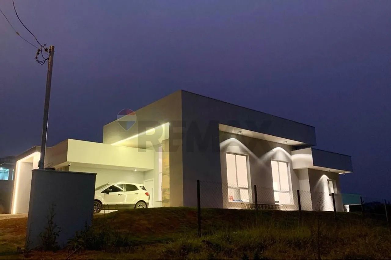 Casa moderna em condomínio com piscina e segurança - Foto 4