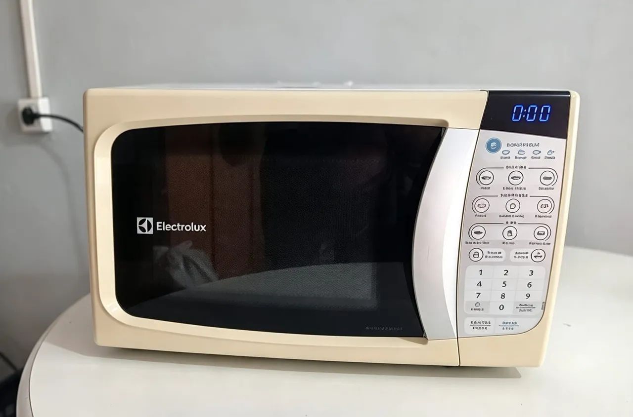 Vendo microondas Eletrolux 
