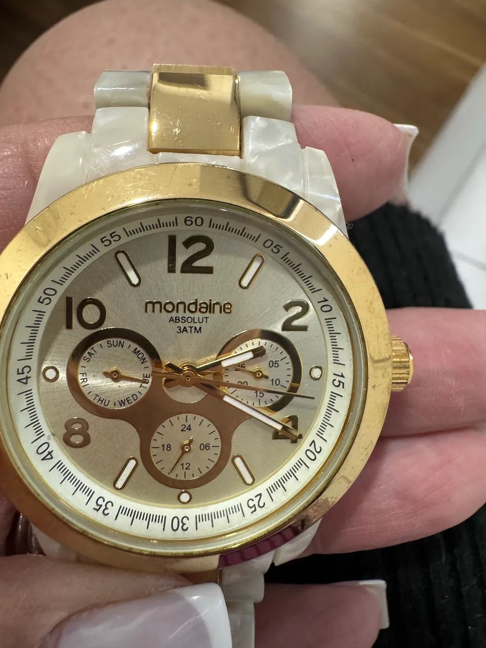 relógio  mondaine madreperola
